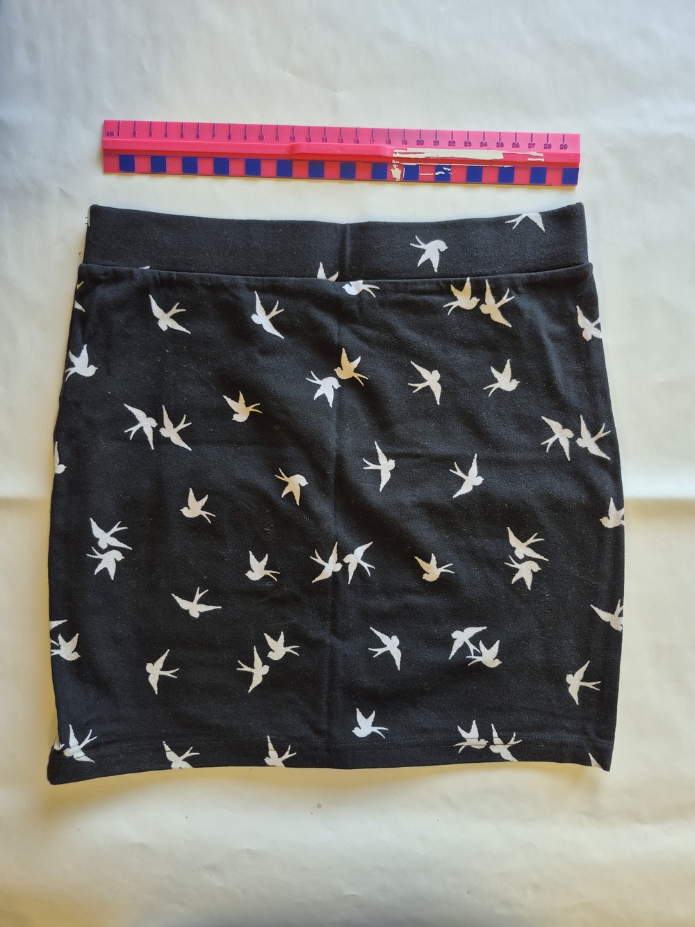 Bird-Print Swallow Women’s Mini Pencil Skirt